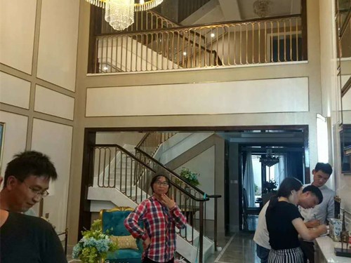 别墅不锈钢楼梯扶手